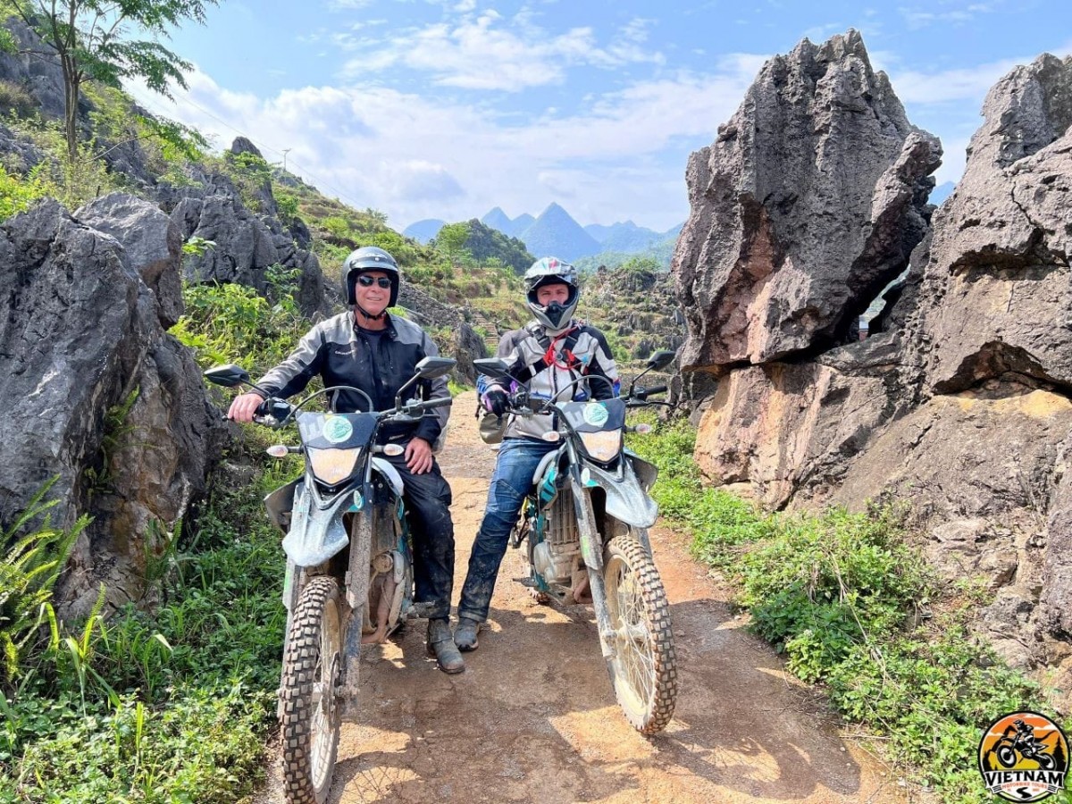 EXPERIENCE VIETNAM ON A 21-DAY FROM DALAT TO HANOI MOTORBIKE ADVENTURE