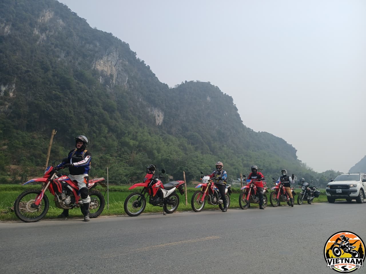 Vietnam Motorbike Tours-A Scenic Roadside Break on the Final Day