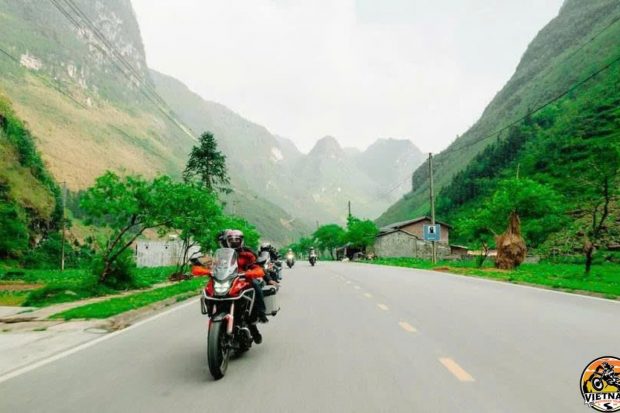 MOTORBIKE TOURS 7 DAYS FROM NHA TRANG TO HOI AN12
