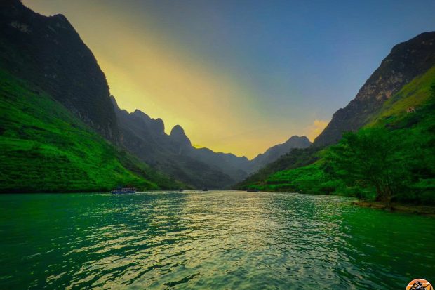 MOTORBIKE TOUR 15 DAYS FROM HANOI TO DA NANG VIA HA GIANG LOOP14