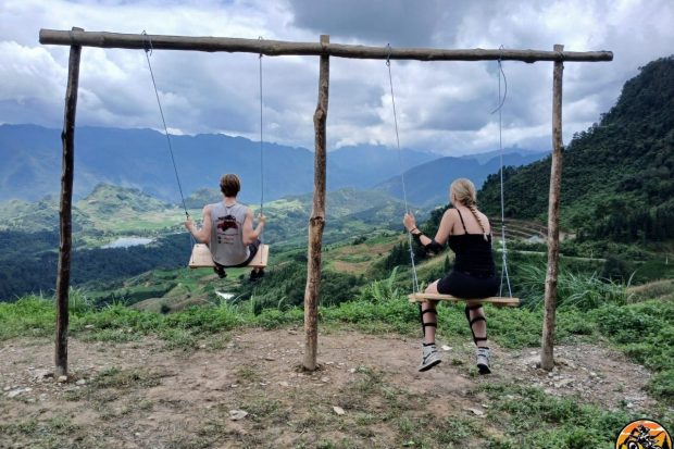 MOTORBIKE TOUR 15 DAYS FROM HANOI TO DA NANG VIA HA GIANG LOOP12
