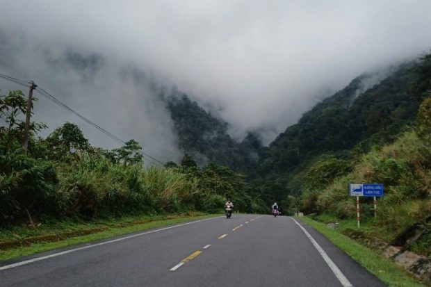MOTORBIKE TOUR 21 DAYS  DALAT TO HA NOI VIA HO CHI MINH ROAD9