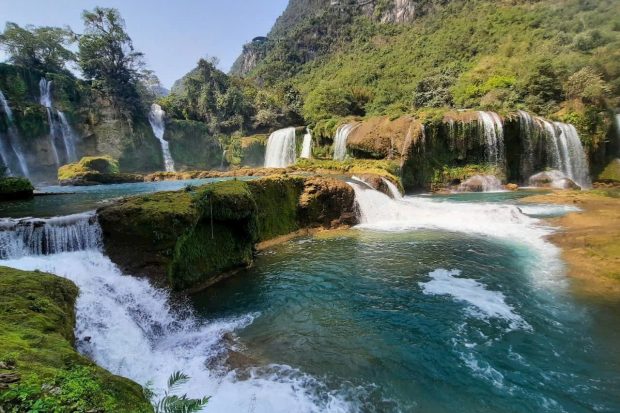 MOTORBIKE TOUR 10 DAYS HA NOI LOOP VIA SAPA & HA GIANG13